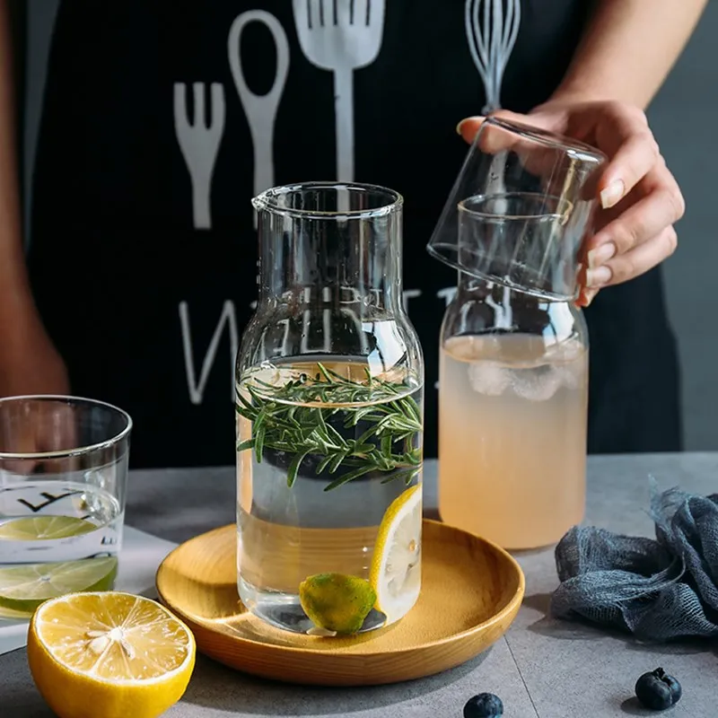 Ensemble de Pichet en Verre Borosilicaté Résistant à la Chaleur Carafe à Boisson Claire avec Couvercle de Tasse pour Eau Froide