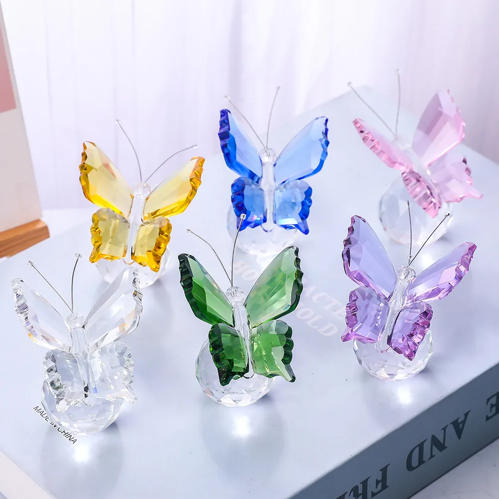 Artificial Crystal Butterfly Figurine Faceted Glass Animal Ornament With Crystal Ball Base For Car Home Decor Wedding Gift