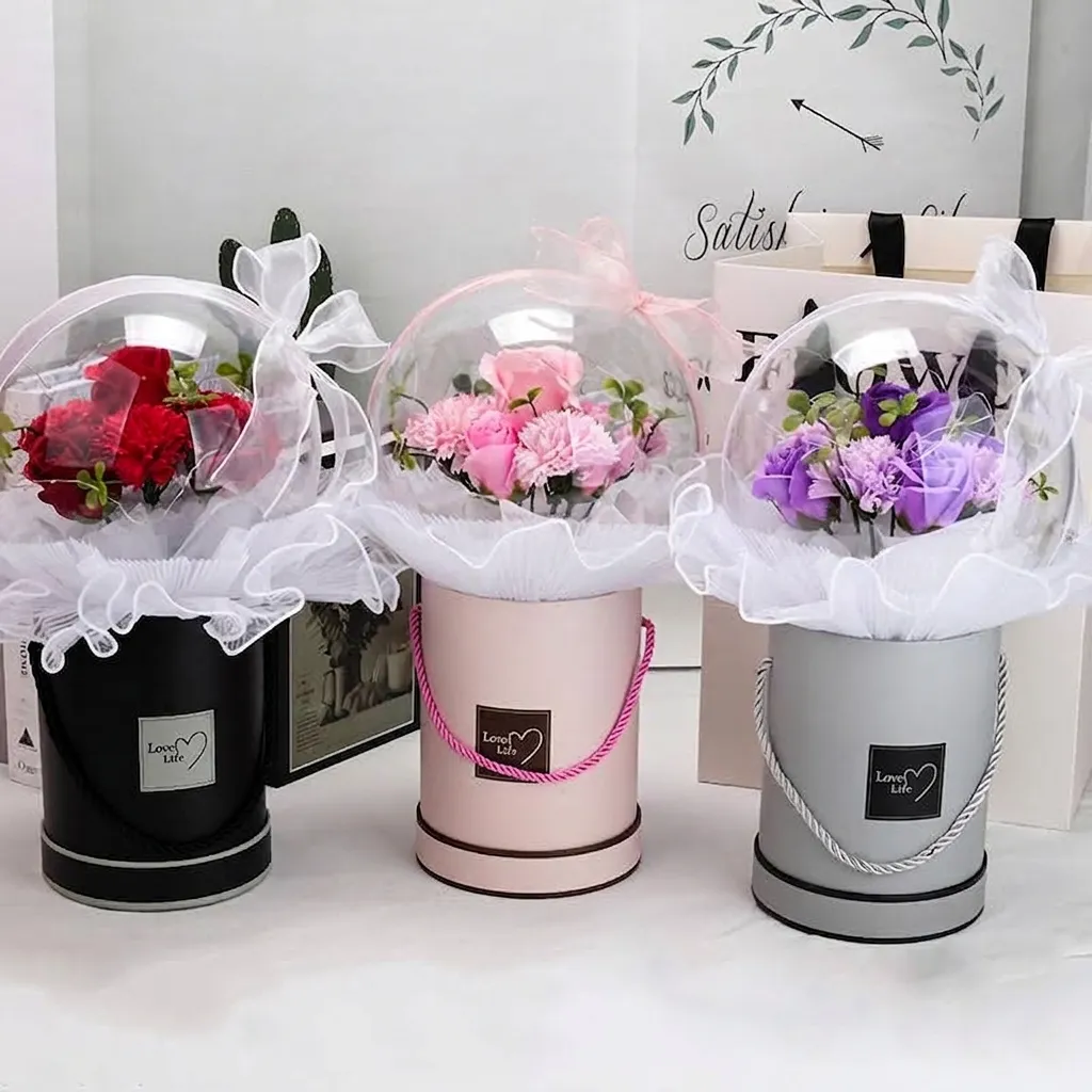 Romantique Bouquet De Roses Et Œillets En Savon Dans Un Ballon Bobo Acrylique Transparent Boîte Cadeau Lumineuse LED Pour Saint Valentin Fête Des Mères