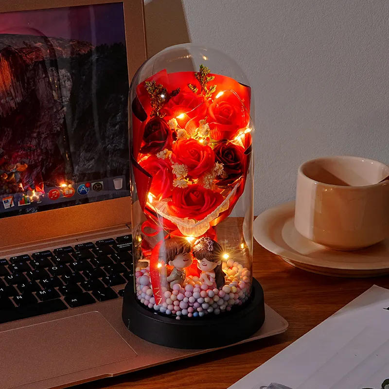 Fiore di Rosa Stabilizzato in Cupola di Vetro Con Luci LED Bambola Coppia Romantica Bouquet Eterno per Regalo Compleanno San Valentino Casa