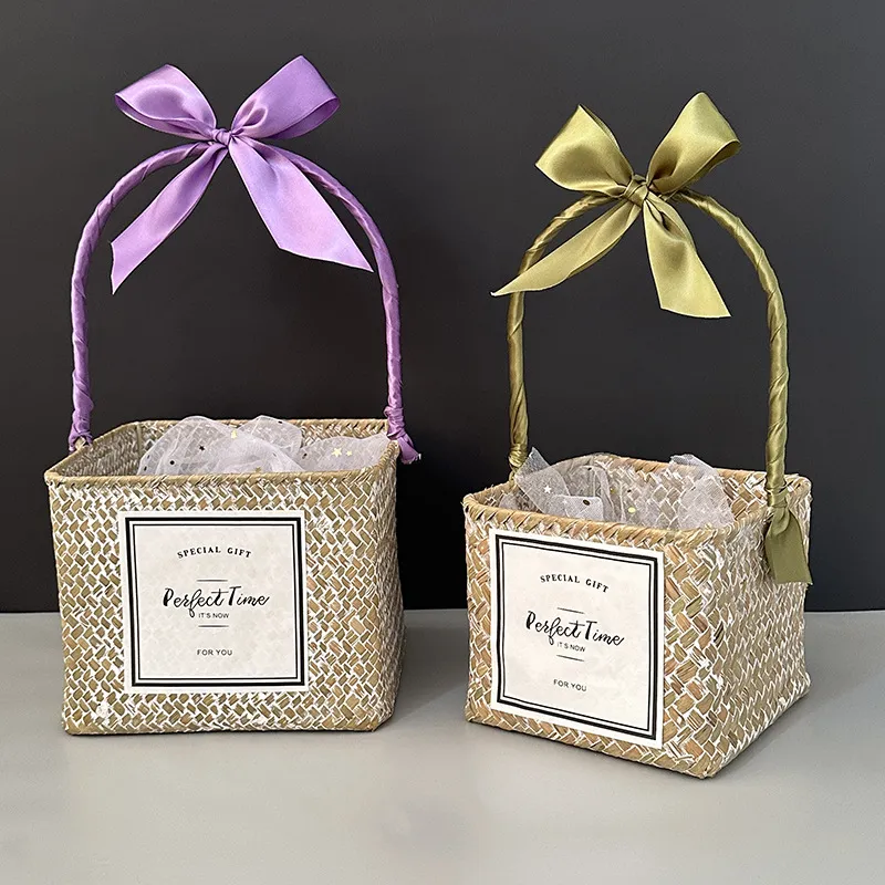 Handwoven Square Straw Gift Basket Portable Woven Willow Basket With Ribbon Bow For Wedding Birthday Party Favors Storage Basket