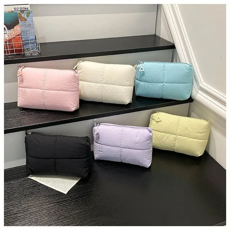 Gesteppte Puffer Make-up Tasche Wasserdichte Nylon Kulturbeutel Reise Kosmetik Organizer Tragbare Aufbewahrungstasche Für Damen
