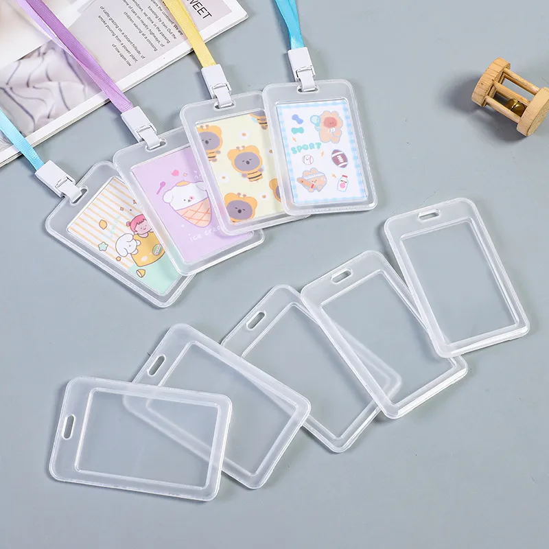 Porta Badge ID Trasparente in Plastica dei Cartoni Animati Set di Cordini per Portachiavi per Bambini della Scuola Protezione per Tesserino dell'autobus