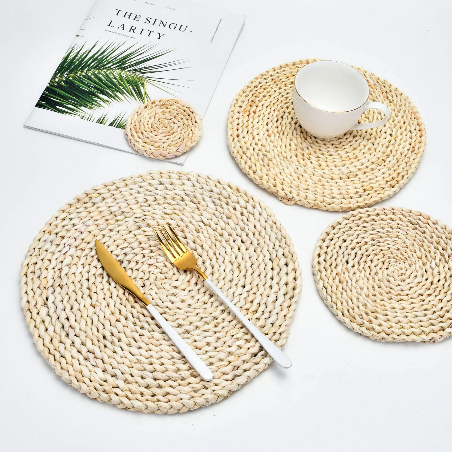Japanese Minimalist Corn Husk Woven Placemat Thicker Heat Insulation Mat Table Mat Tea Cup Mat Pot Holder