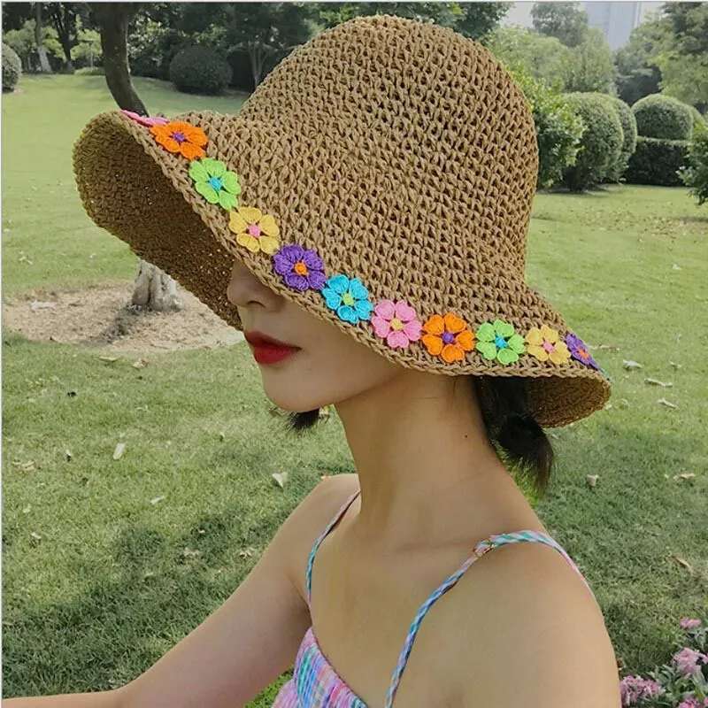 Cappello di Paglia di Carta Pieghevole da Donna Con Fiori Colorati all'Uncinetto Protezione Solare Estiva Tesa Larga Cappello da Spiaggia Vacanza