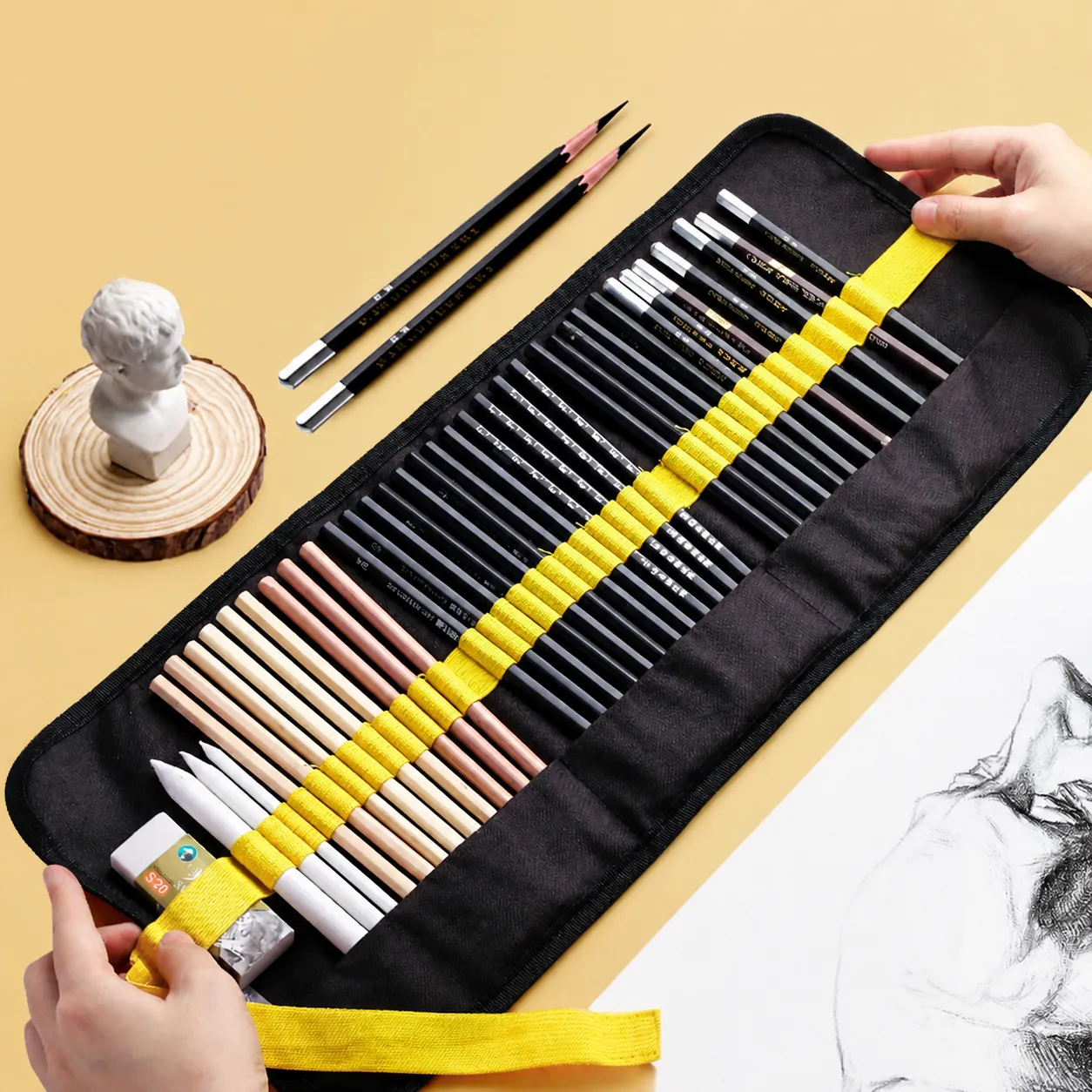 Canvas Roll Up Pencil Case Portable Pencil Pouch Holder Organizer for Art Sketching Colored Pencils Drawing Tools Black