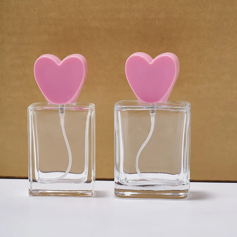 Leere Quadratische Glas Parfümflasche Mit Rosa Herz Kappe Nachfüllbare Klare Sprühzerstäuber Für Tägliche Kosmetik Reise Verwendung