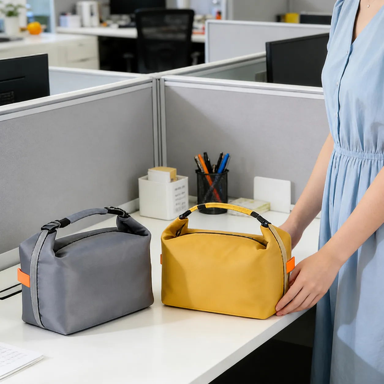 Portable Insulated Lunch Bag Waterproof Thickened Oxford Cloth Lunch Box Handbag Thermal Bento Bag For Work Commuting