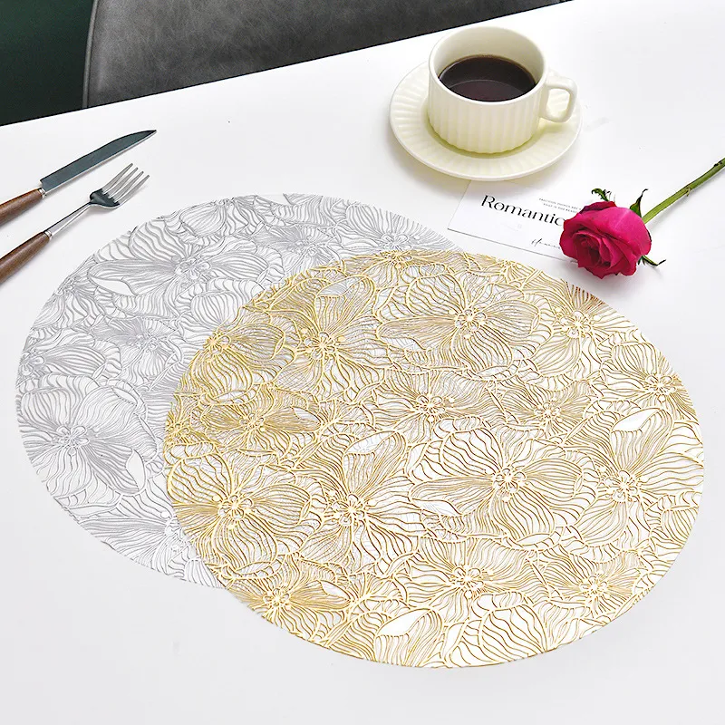 Tovaglietta in PVC Impermeabile Oro Argento Petalo Traforato Isolamento Termico Tappetino da Tavola per Pranzo Casa