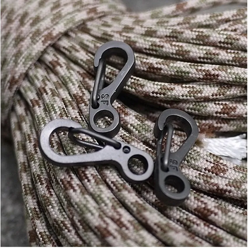 Mini Feder Karabinerhaken Metall Karabiner Schnellverschluss Schlüsselanhänger Schlüsselring EDC Ausrüstung Tragbarer Clip