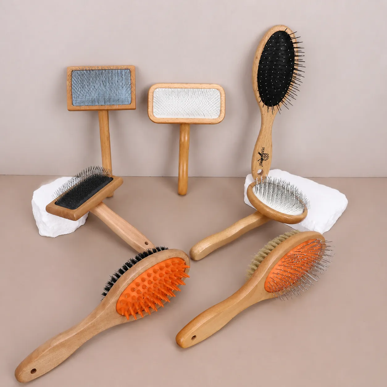 Solid Wood Pet Grooming Comb Metal Pin Slicker Brush For Dogs And Cats Daily Hair Care Deshedding Massage Tool