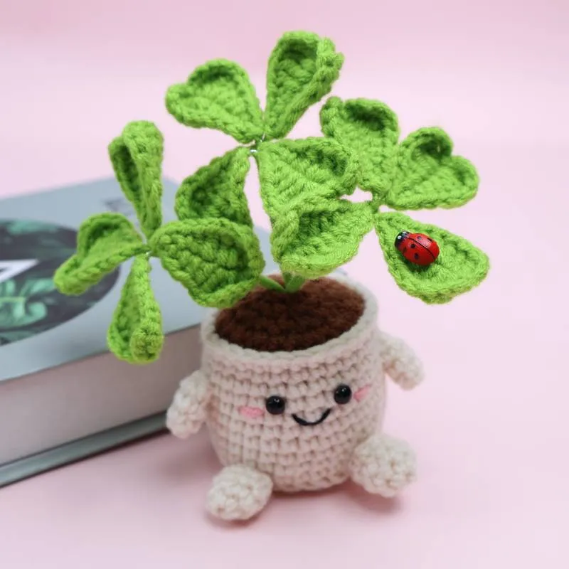 Handmade Knitted Yarn Clover Potted Plant Cute Smiley Face Desktop Ornament Artificial Crocheted Green Plant Home Decor