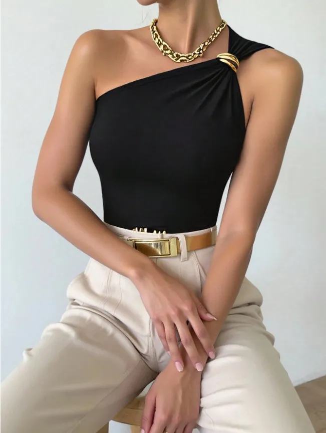 Γυναικείο Sexy Slim Fit One Shoulder Αμάνικο Tank Top με Μεταλλική Αγκράφα Μονόχρωμο Casual Καλοκαιρινό