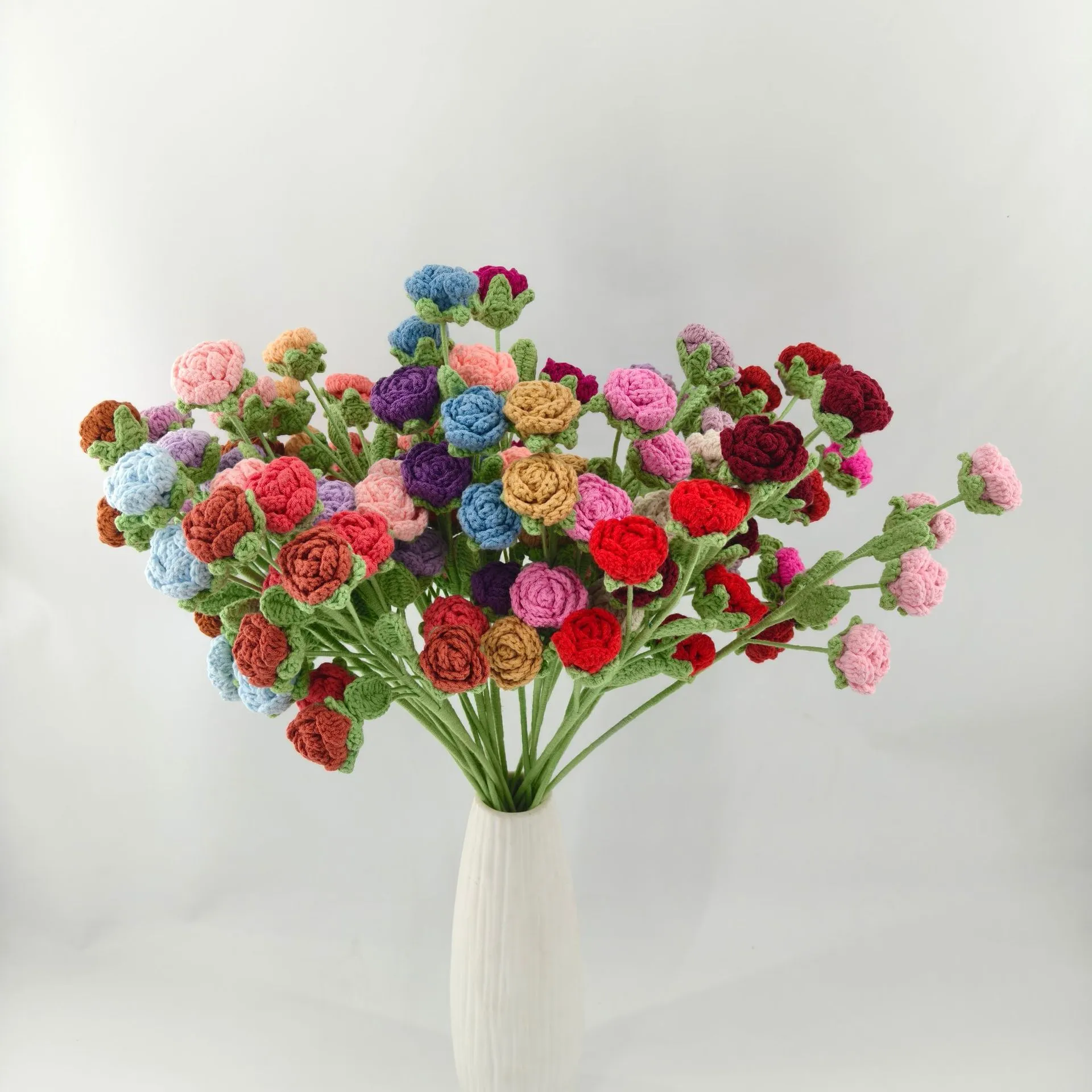 Handcrafted Crocheted Wool Yarn Rose Flower Bouquet With White Ceramic Vase Artificial Knitted Floral Arrangement Gift For Home Decor New Year