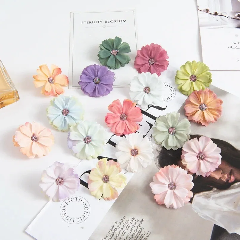 Kunstmatige Zijde Madeliefje Bloemen Mini Nep Bloemhoofdjes Voor Bruiloft Bloemen Wand Boutonniere DIY Ambachten Woondecoratie