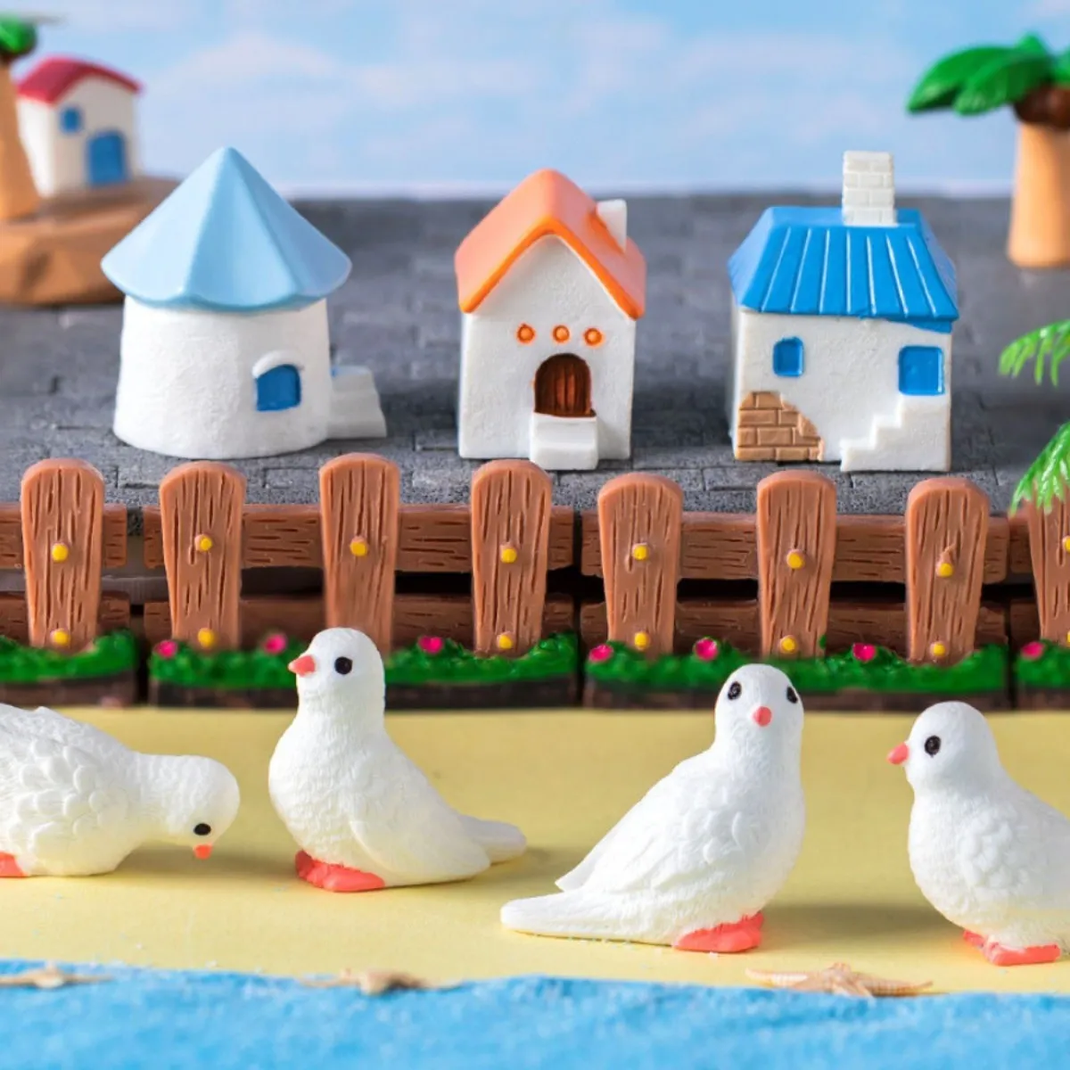 Mini Micro Landscape Resin Miniature House Pigeon Coconut Tree Figurine DIY Fairy Garden Terrarium Desktop Home Decor