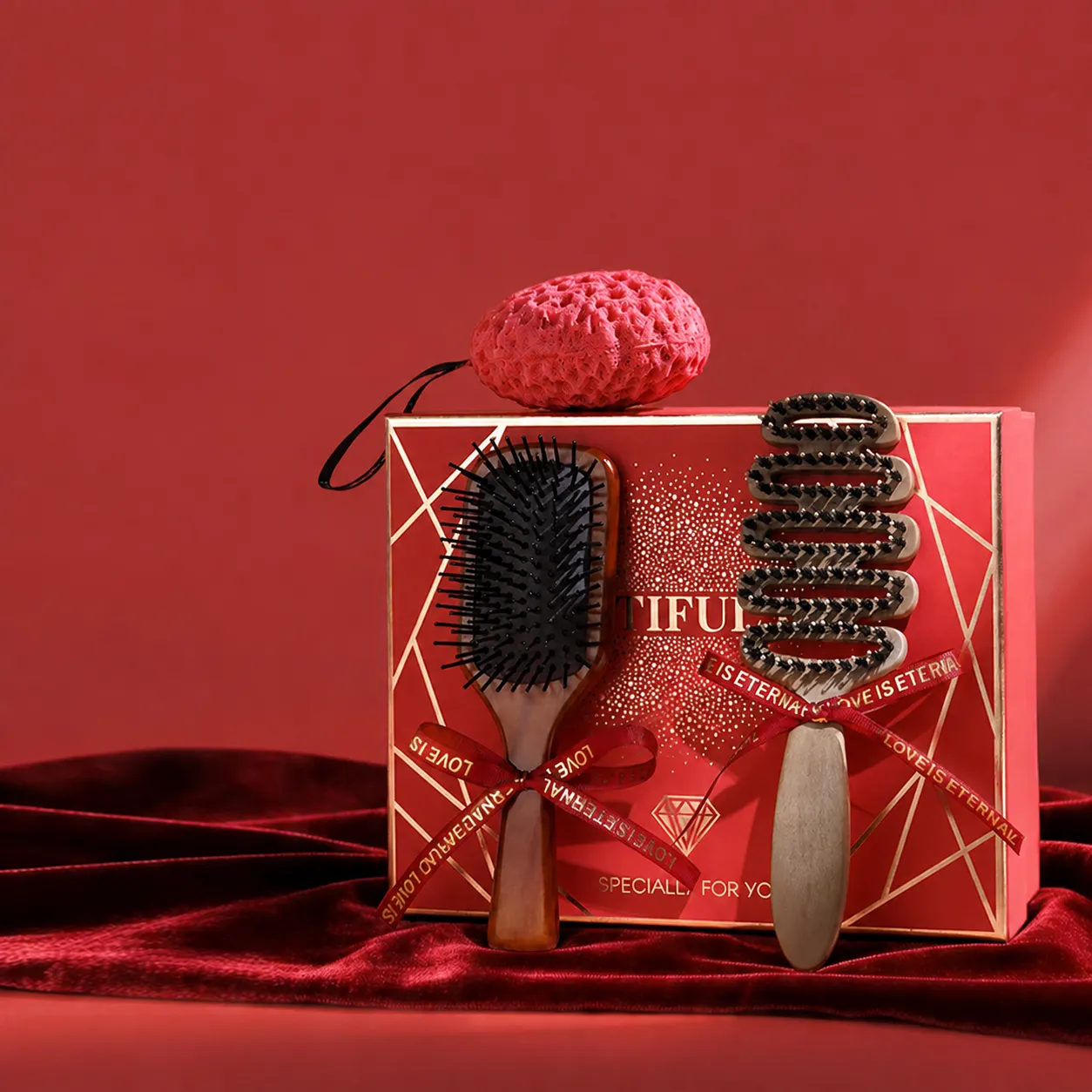 Coffret Cadeau de Mariage avec Brosse à Cheveux en Bois et Peigne pour Fiançailles