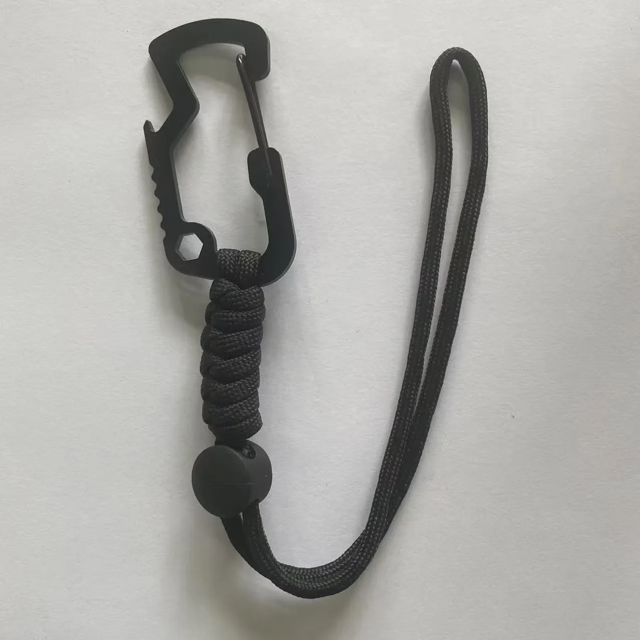 Multi Functional Parachute Cord Water Bottle Hanging Buckle Outdoor Bottle Opener Carabiner Adjustable Wrist Lanyard