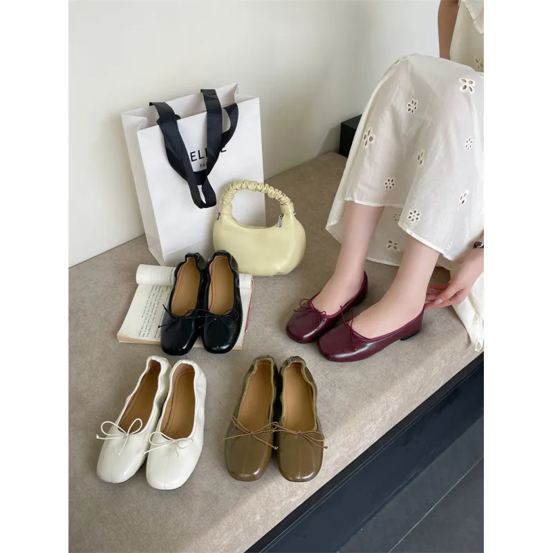 Women's Retro PU Leather Flat Ballet Shoes Shallow Mouth Bowknot Casual Walking Shoes