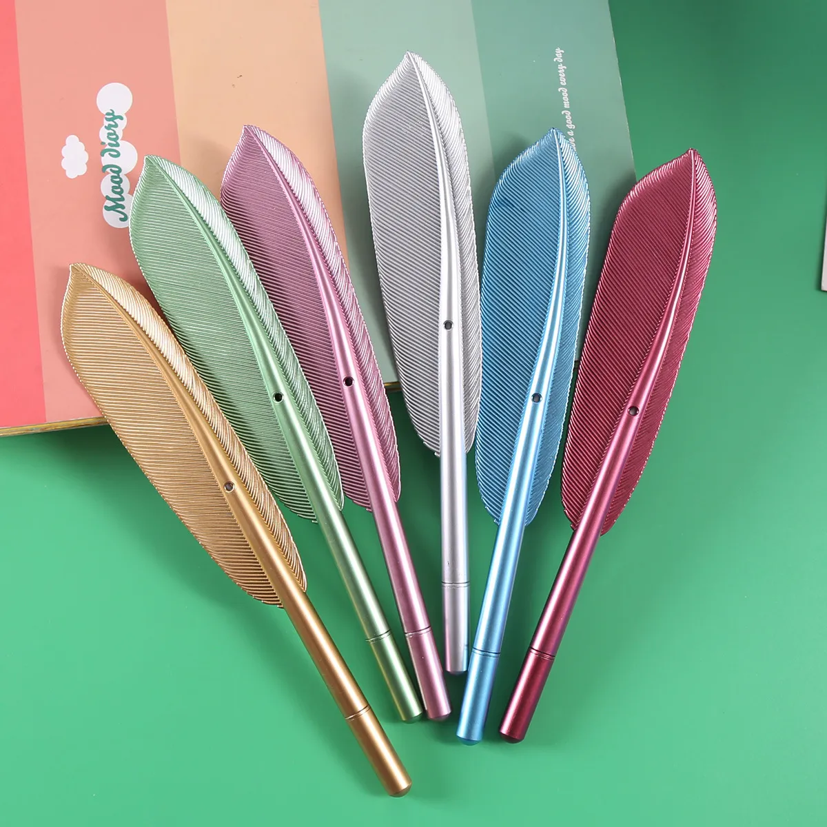 Creative Feather Gel Pen Student Stationery Signature Pen Plastic Material Cute Writing Pen For School Office
