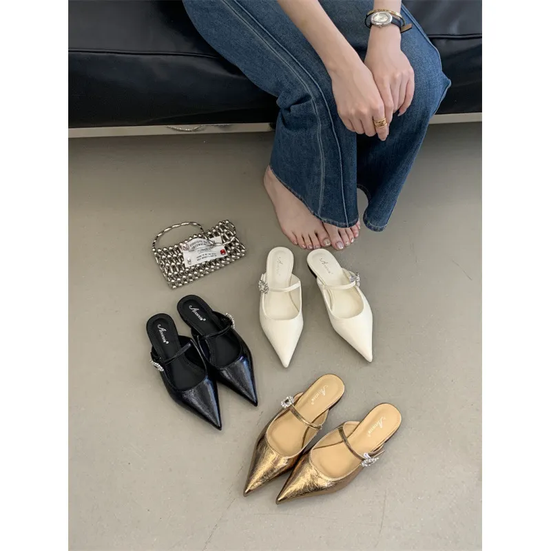 Mules Plates Pointues pour Femmes Boucle Carrée Strass Slip On Chaussures Casual Élégantes Confortables Mocassins