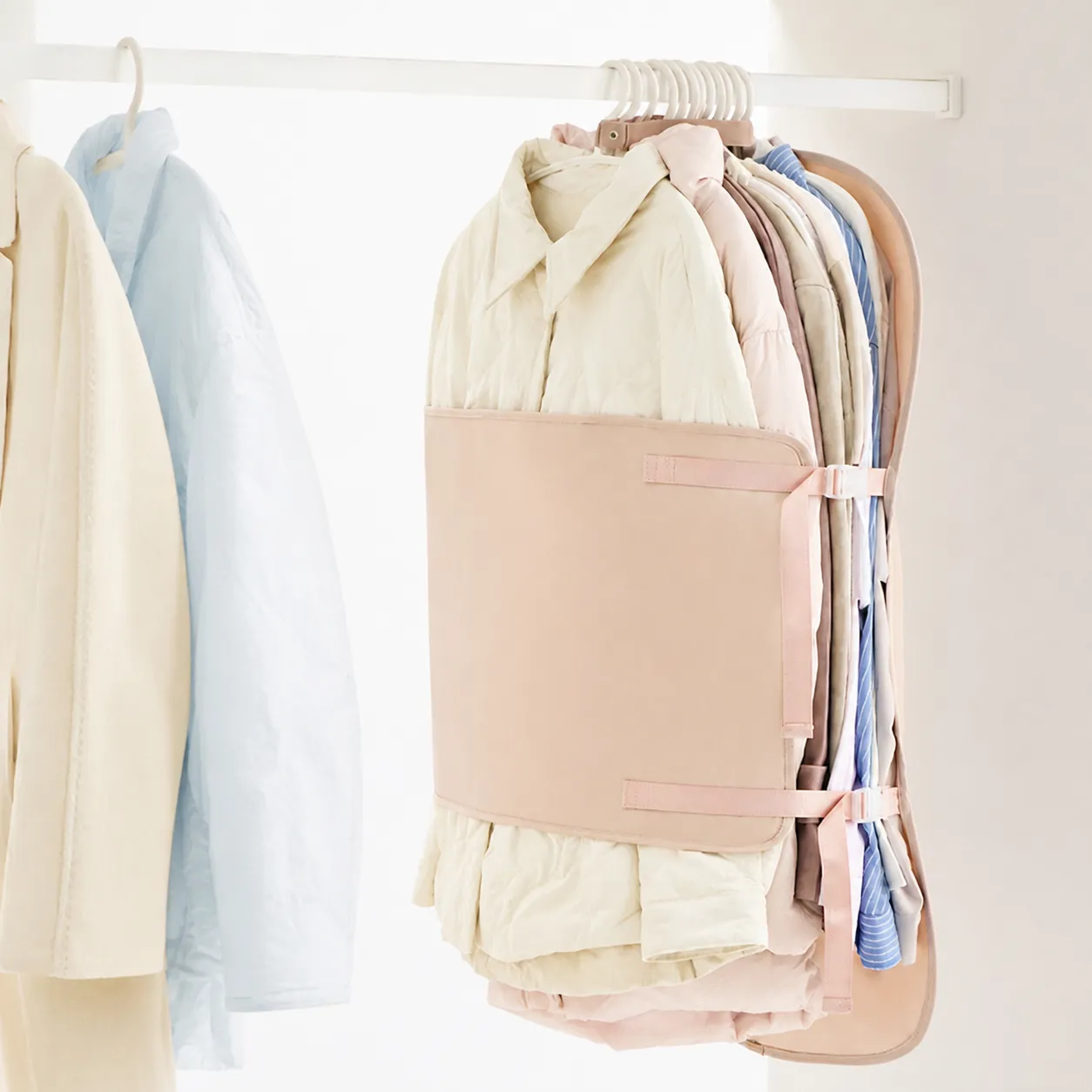 Borsa di Conservazione a Compressione per Vestiti Sospesa Organizer per Guardaroba Pieghevole Copertura Antipolvere Borsa per Indumenti in Tessuto Per Cappotto Piumino