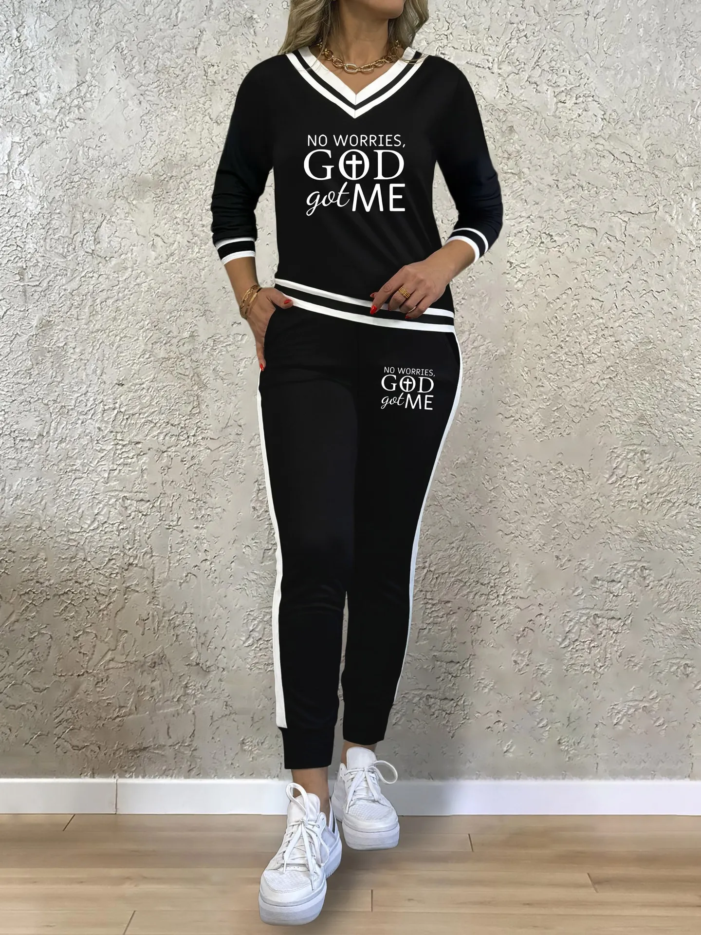 Damen Lässiges Zweiteiliges Set V-Ausschnitt Langarm Oberteil Und Elastischer Bund Lange Hose Mode Buchstabe Druck Outfit