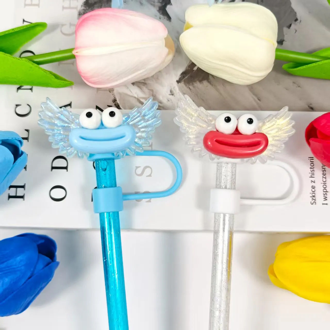 Creative Cartoon Acrylic Wings Straw Dust Cap Funny Expression Cute Animal Design Reusable Drinkware Accessories Party Gift