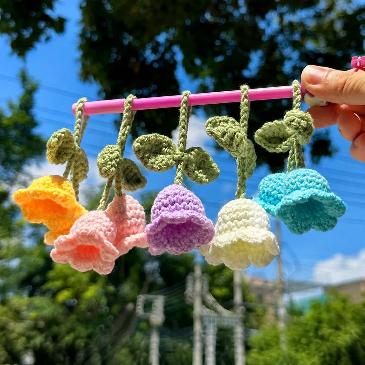 Handmade Crochet Lily Of The Valley Keychain Cute Wool Yarn Flower Car Bag Hanging Pendant Ornament Gift