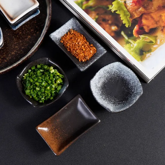 Japanischer Stil Keramik Dip-Soße Schüssel Kleine Sojasoße Schale Unregelmäßige Teller Retro Glasur Geschirr für Zuhause Restaurant
