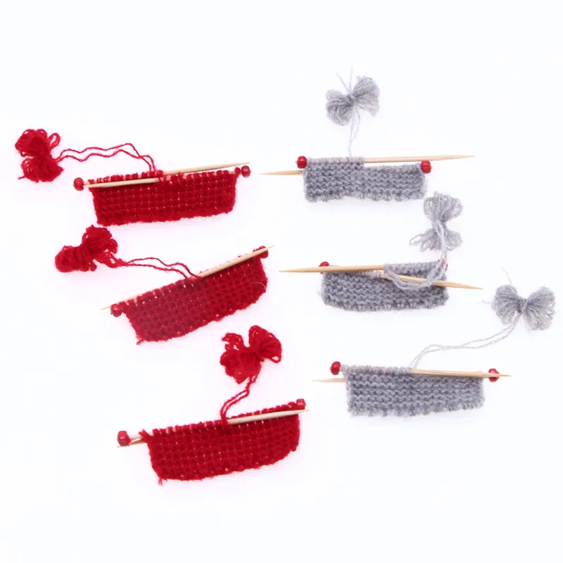 Dollhouse Miniature Hand Knitted Sweater Model BJD Mini Sewing Scene Props DIY Craft Toy Doll Accessories