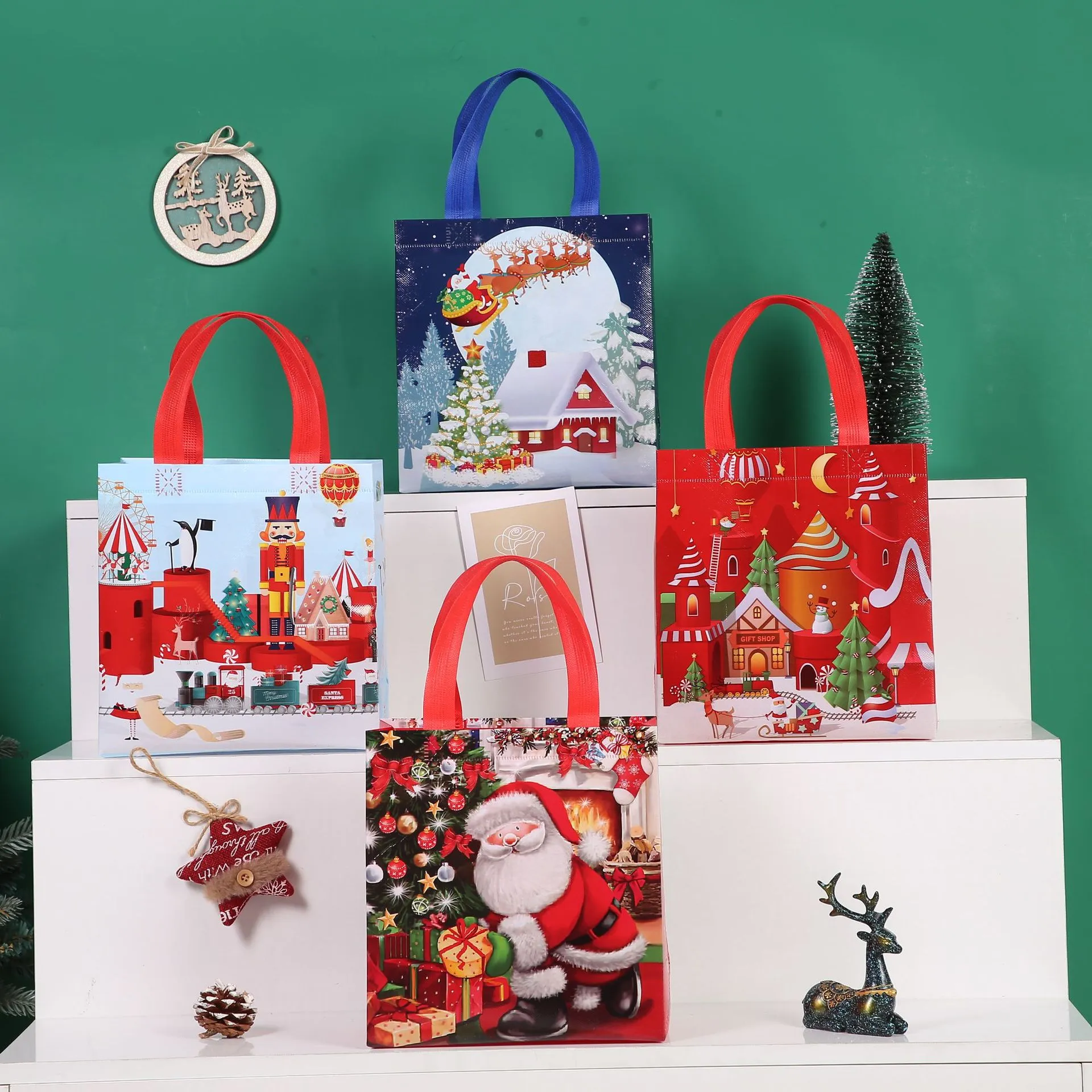 Christmas Gift Bag Non Woven Waterproof Santa Claus Soldier Castle Festive Present Packaging Bag For Holiday Party Supplies