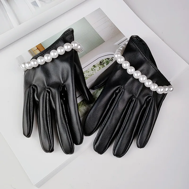 Women's Short Punk Faux Leather Gloves Black Artificial Pearl Embellished Finger Gloves For Cosplay Nightclub Party Performance