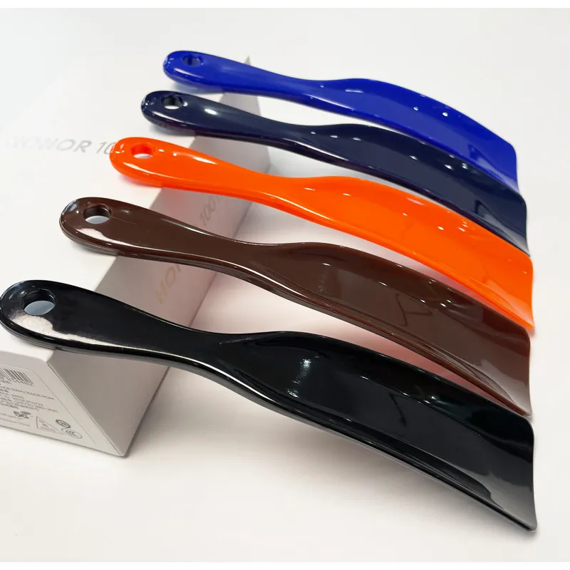 Chausse-pied en Plastique Portable Chausse-pied Facile Aide Chaussure Avec Trou de Suspension Pour Maison Voyage Usage Quotidien