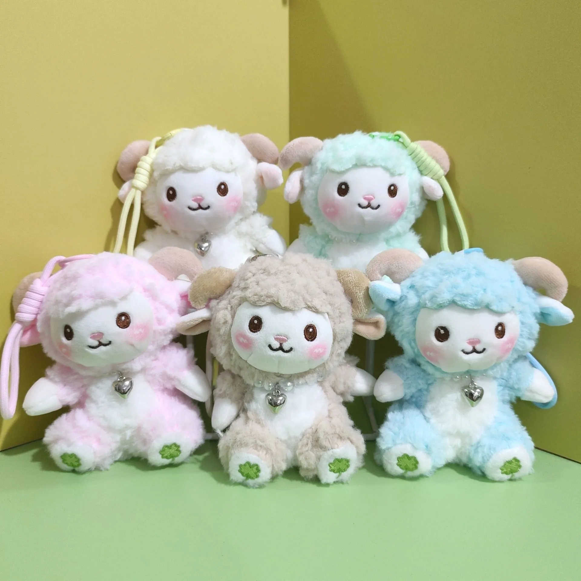 Süßes Kleines Schaf Plüschtier Anhänger Flauschiges Stofftier Puppe Tasche Hängendes Ornament Schlüsselanhänger Geburtstagsgeschenk Für Kinder