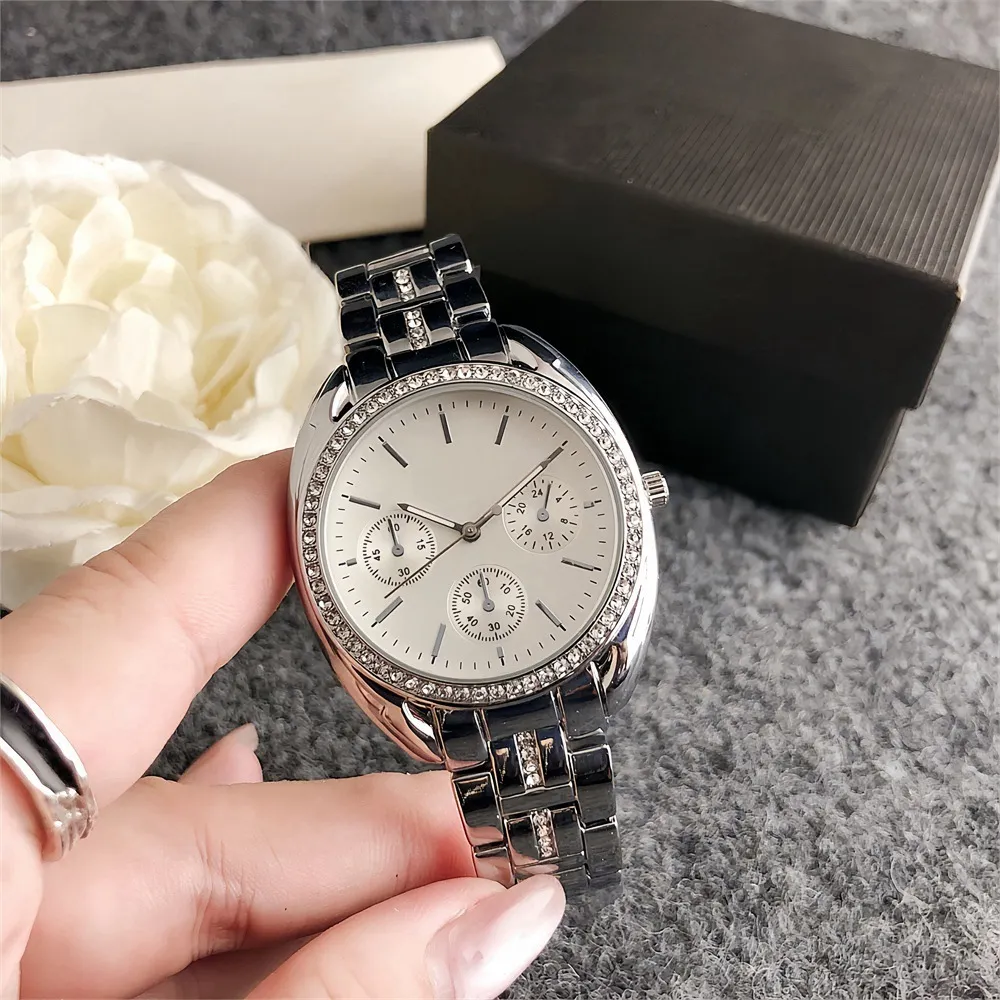 Damen Strass Quarzuhr Legierung Armband Analoge Armbanduhr Mode Casual Dress Watch Glitzerndes Kristall Zifferblatt