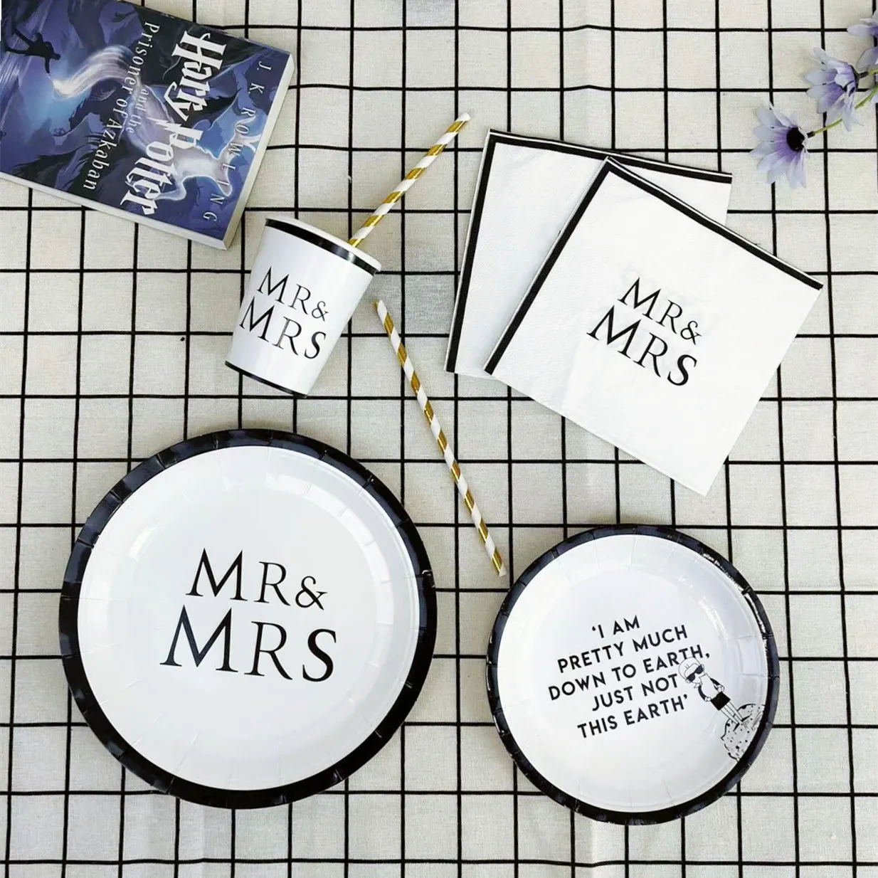 Disposable Paper Plate Napkin Cup Set Black And White Letter Printed Tableware For Wedding Party Birthday Decor