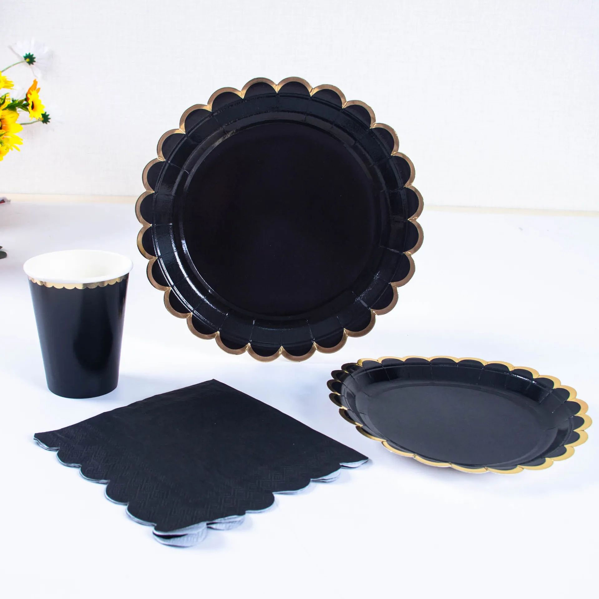 Conjunto de Vajilla Desechable de Papel de Lámina de Oro Negro Platos Vasos Servilletas Fiesta de Cumpleaños
