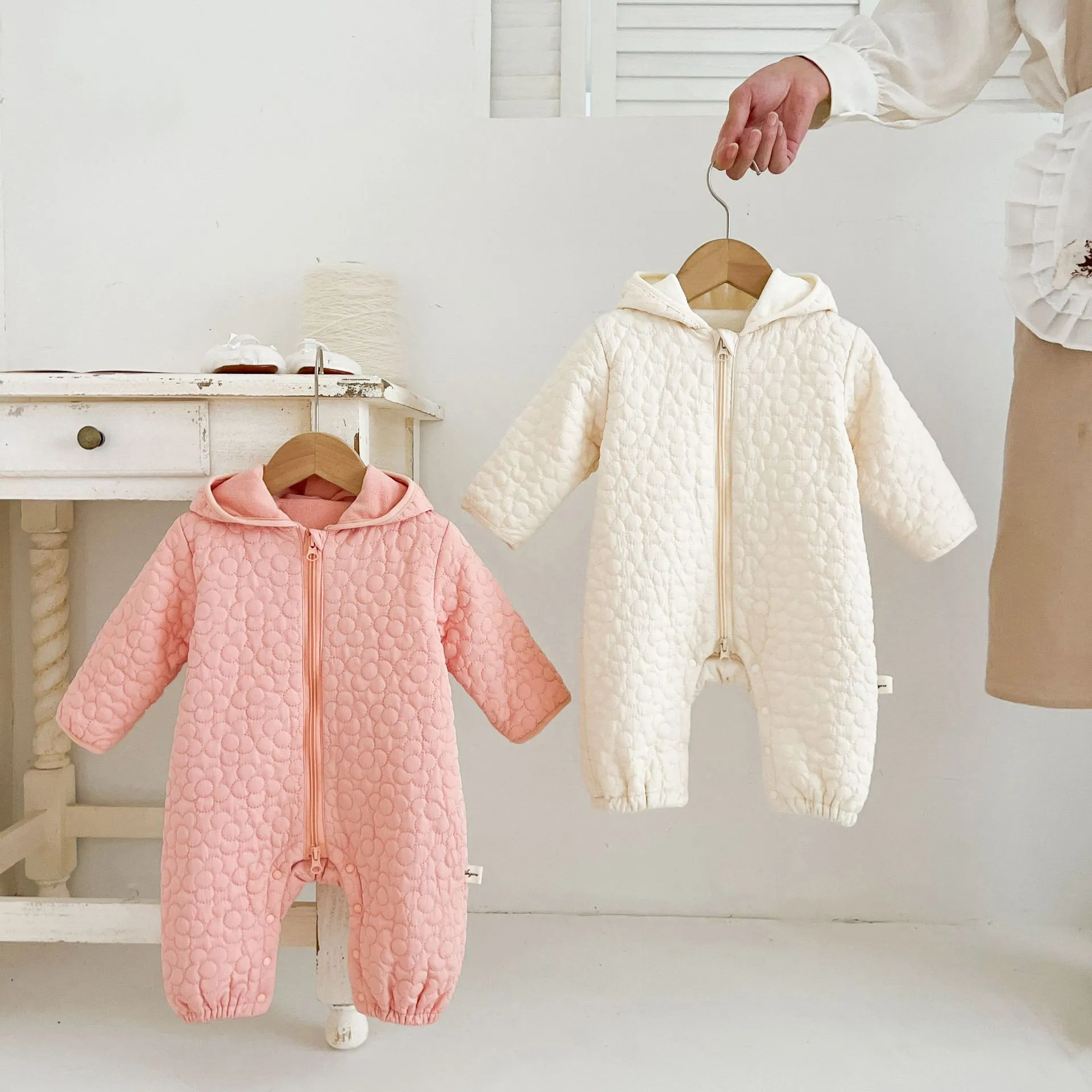 Mameluco Acolchado de Invierno para Bebé Infantil Lindo Floral Acolchado con Capucha Recién Nacido Cálido Manga Larga Cremallera Ropa