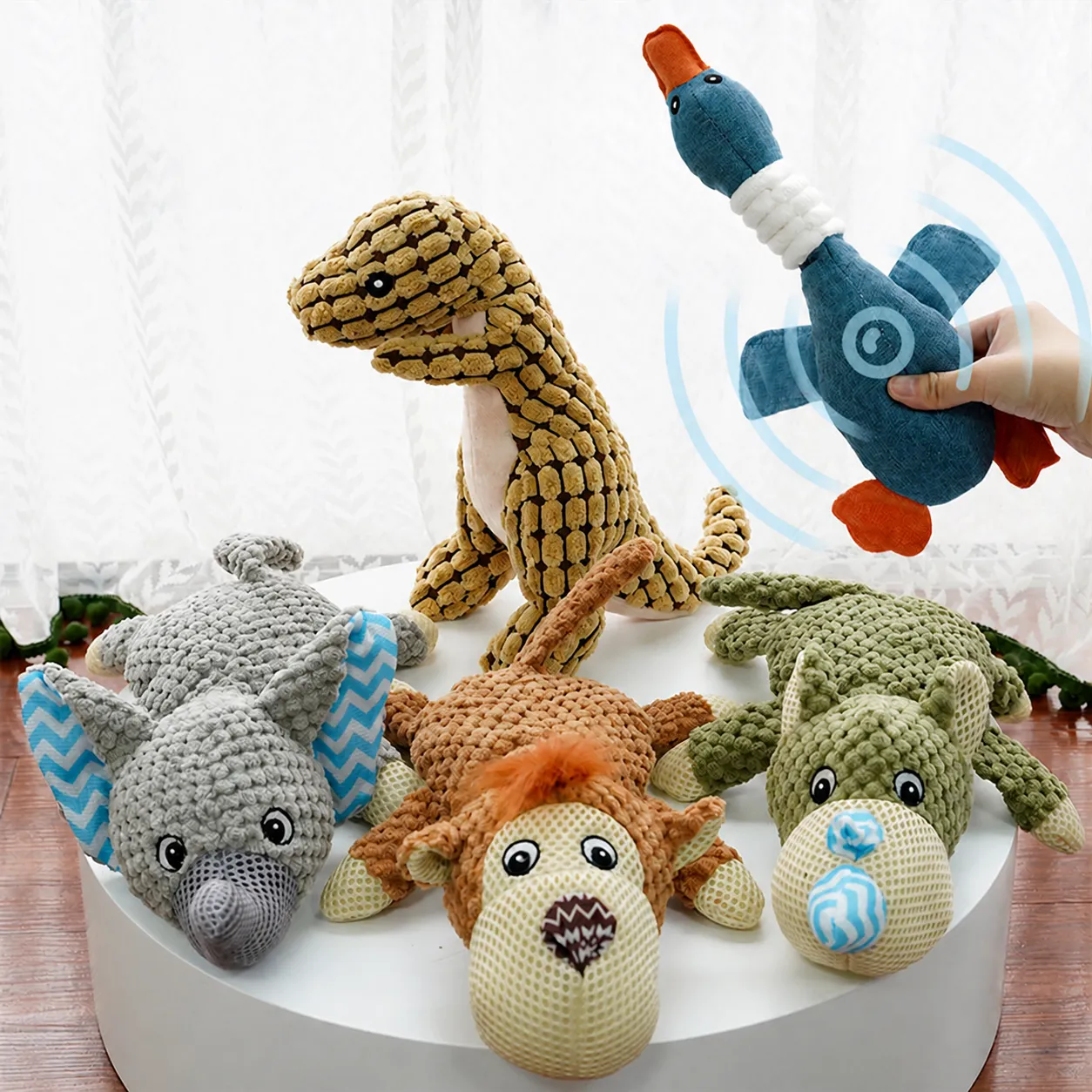 Interactive Plush Squeaky Dog Toy Durable Corn Kernel Fleece Teething Molar Toy For Small Medium Dogs Cartoon Animal Shape Dinosaur Goose Elephant Pet Toy