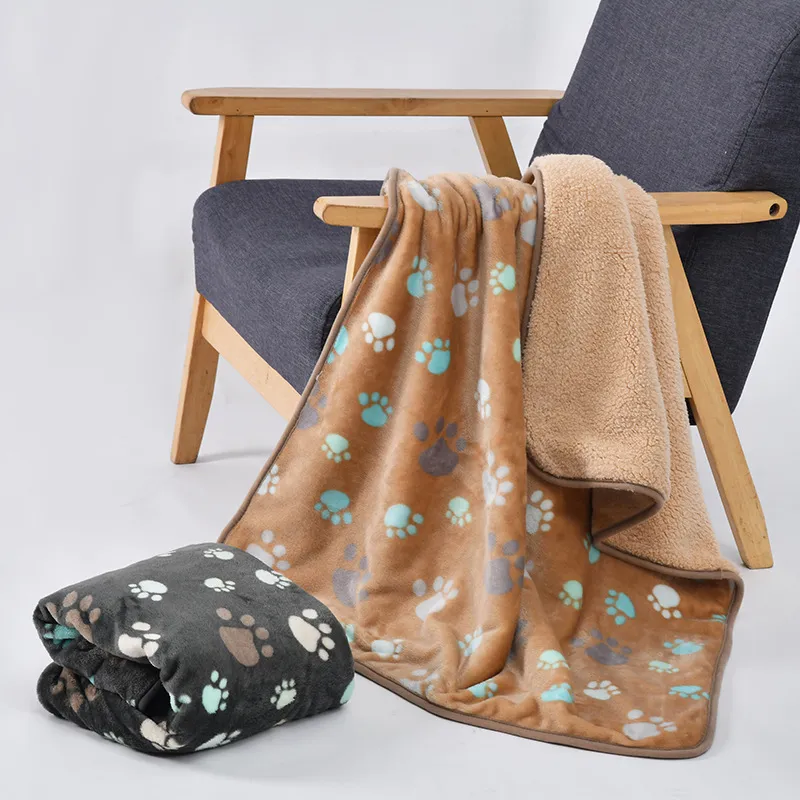 Waterproof Flannel Pet Blanket Soft Warm Dog Throw Blanket With Cute Paw Print Design For Home Office