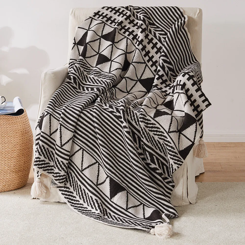 Bohemian Knitted Jacquard Throw Blanket Geometric Pattern Fringe Sofa Blanket Soft Warm Decorative Blanket For Home