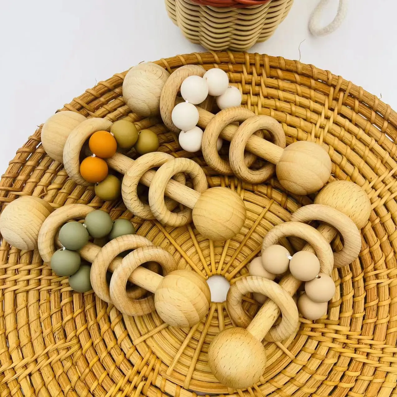 Handgemachte Holz Silikon Perle Baby Rasse Naturholz Zahnring Sensorisches Spielzeug Kleinkind Beruhigendes Spielzeug