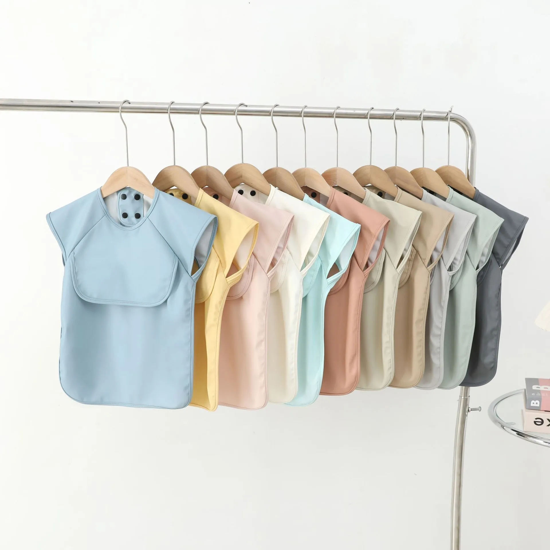 Baby Waterproof Short Sleeve Bibs Toddler Anti-Dirty Feeding Clothes Unisex Infant Soft Breathable Reusable Apron