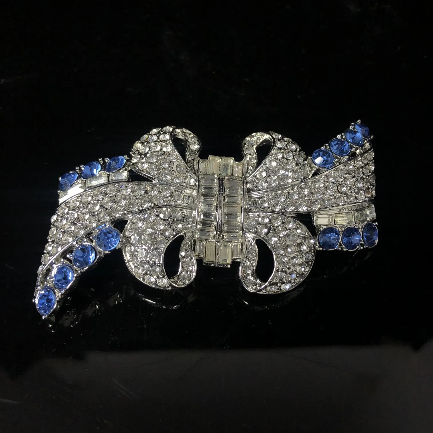 Vintage Retro Lusso Fiocco Spilla Spilla Elegante Cristallo Strass Gemma Blu Lega Gioielli Accessorio Moda Regalo Per Donne