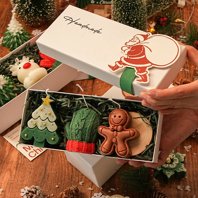 Coffret Cadeau Bougie Parfumée de Noël Fait Main Petite Boîte Cadeau Cire Parfumée Arbre 3D Bonhomme Pain d'Épices Décoration Maison
