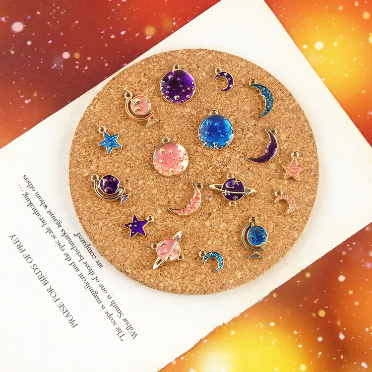 DIY Geëmailleerde Legering Ster Maan Planeet Aarde Hangers Voor Handgemaakte Oorbellen Kettingen Sieraden Maken Benodigdheden