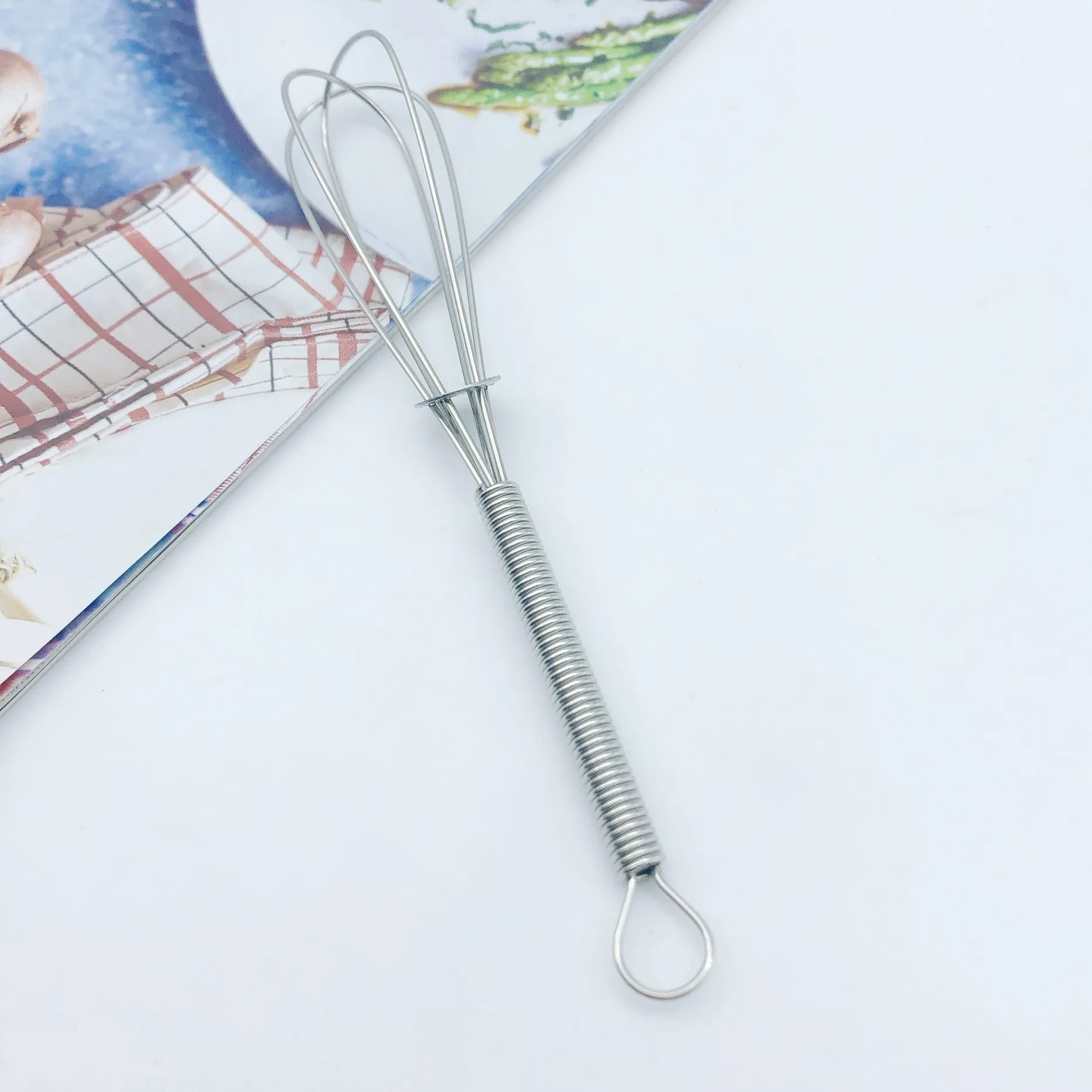 Stainless Steel Mini Spring Handle Manual Egg Whisk Small Cream Frother Handheld Baking Tool Kitchen Gadget