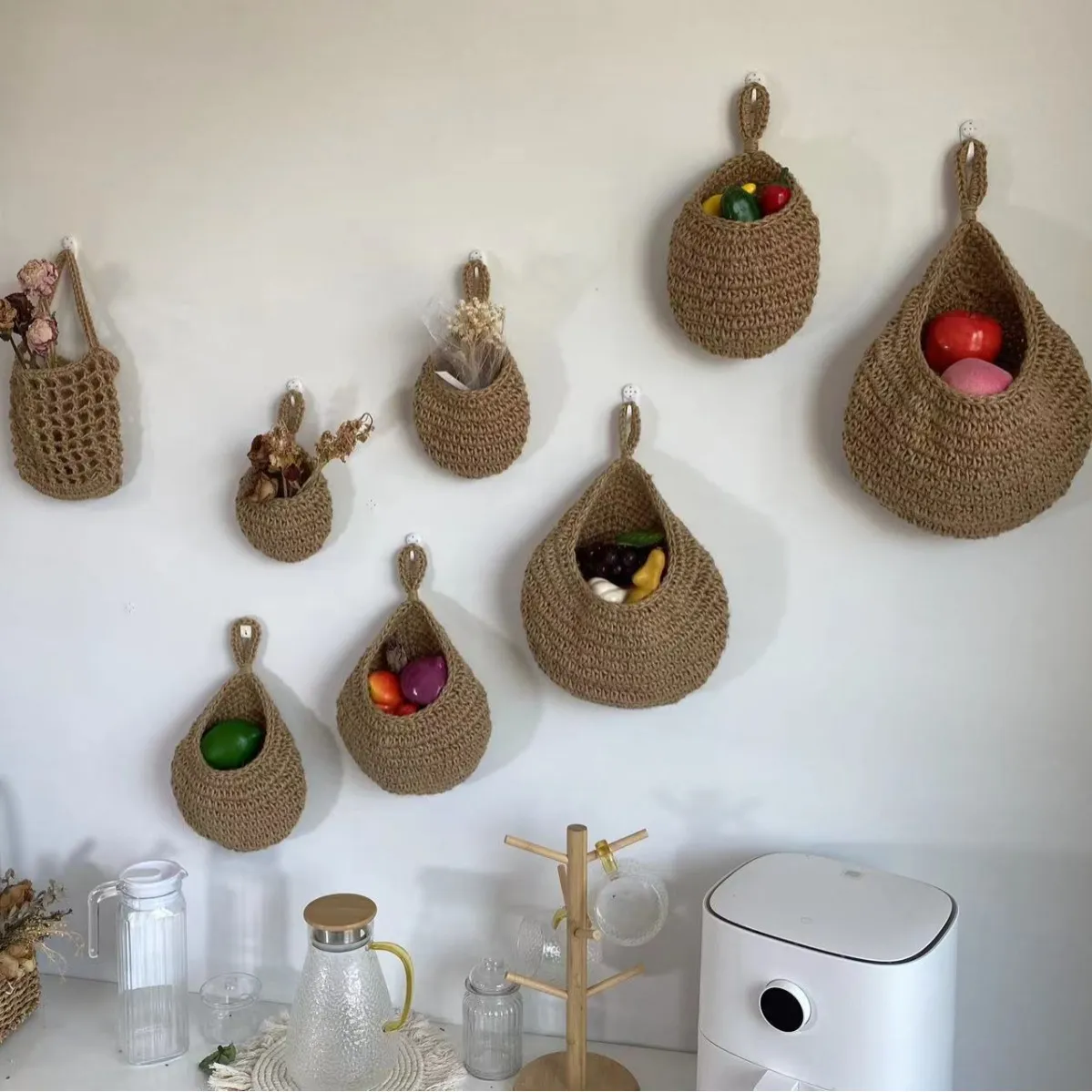 Handmade Jute Hanging Fruit Basket Wall Mounted Vegetable Storage Basket Boho Kitchen Storage Organizer Home Decor