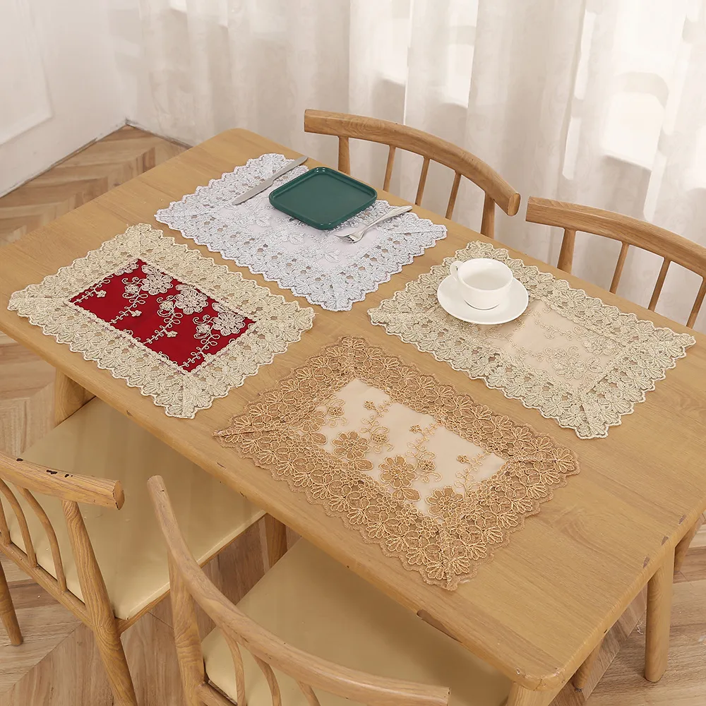 Franse Vintage Opengewerkte Kant Tafelkleed Polyester Tafelmat Elegante Bloemen Geborduurd Eettafel Decor Warmtepad